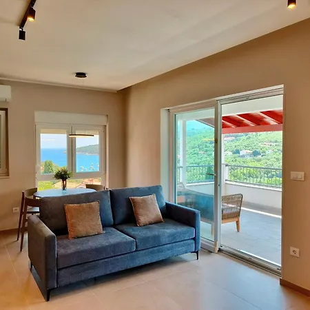 Andreas Panoramic Seaview Apartment